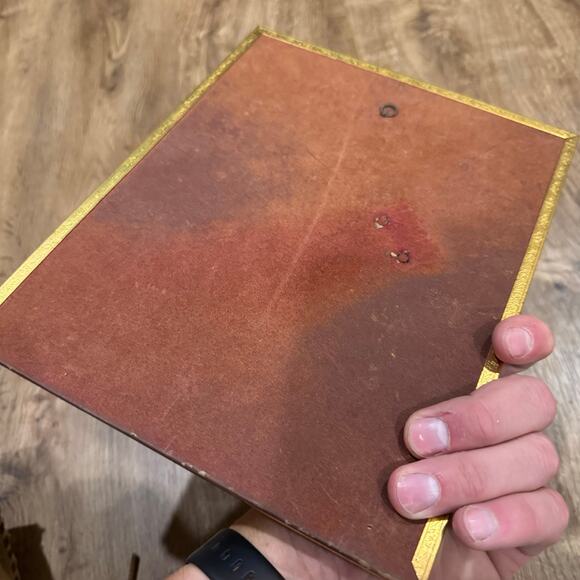 Vintage Brass Tone Ornate Hanging Picture Photo Frame For 8x10 Print Etched - Picture 2 of 4